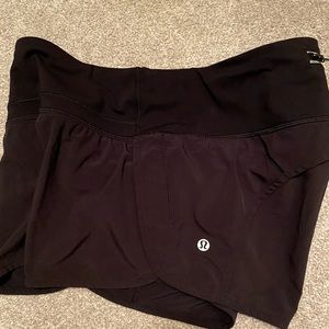Black Lululemon speed short size 6